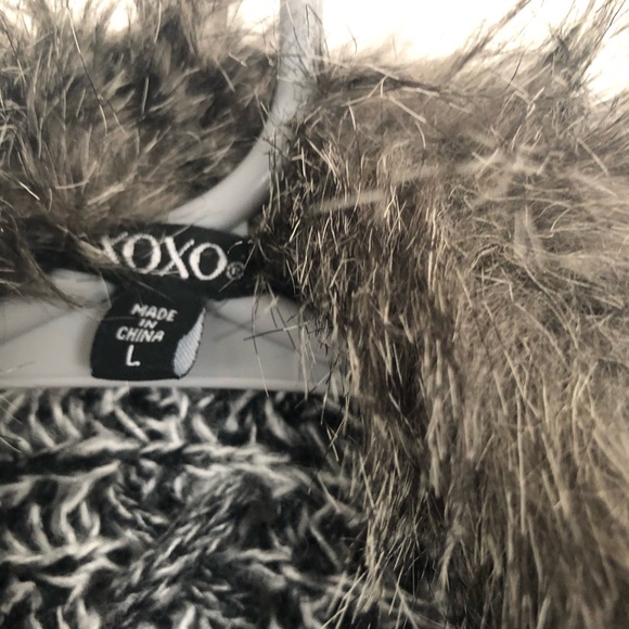 Sweater - Picture 3 of 3